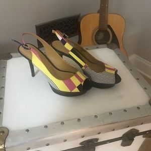 Nine West Platform Heels. Size 6. NWOB